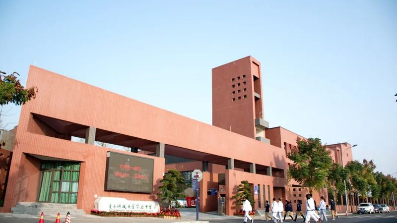 PCBA材质分类解析：揭秘不同材质的优缺点